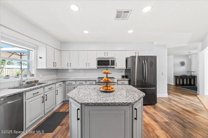 Property Photo:  300 Oak Street  FL 32951 