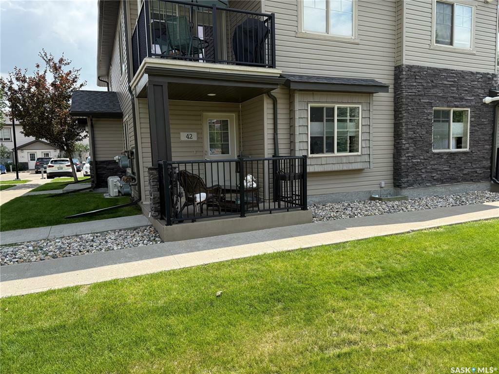 Property Photo: 5541 Blake Crescent 42 SK S4X 0J1