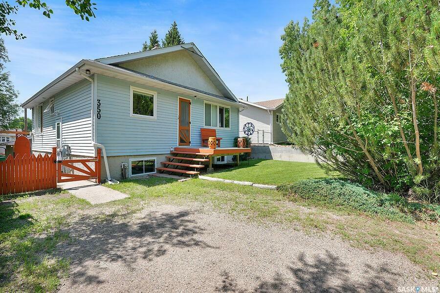 350 3rd Street  Pilot Butte SK S0G 3Z0 photo