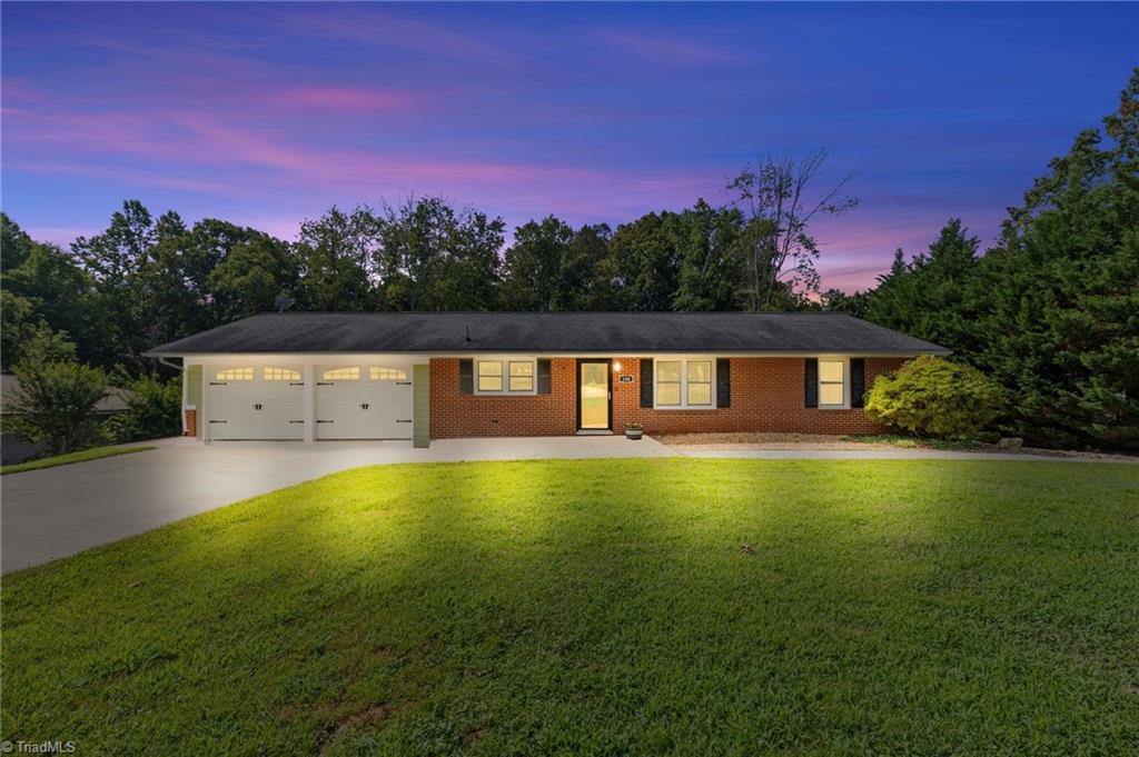 Property Photo: 106 Pine Street NC 28659