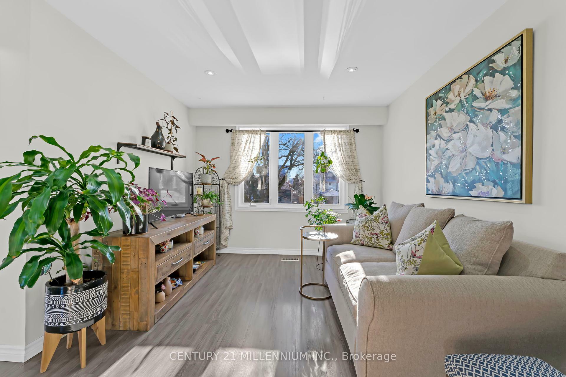 Property Photo: 26 Lansing Square ON L6Z 1E6