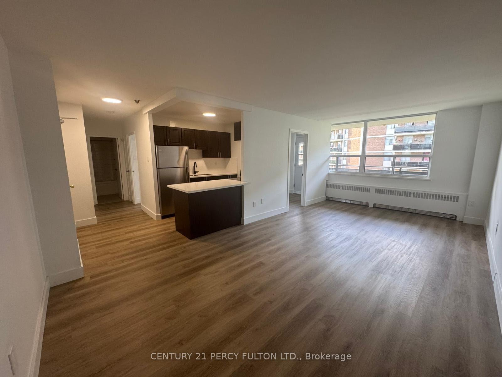 Property Photo: 7 Park Vista Drive 609 ON M4B 1A2