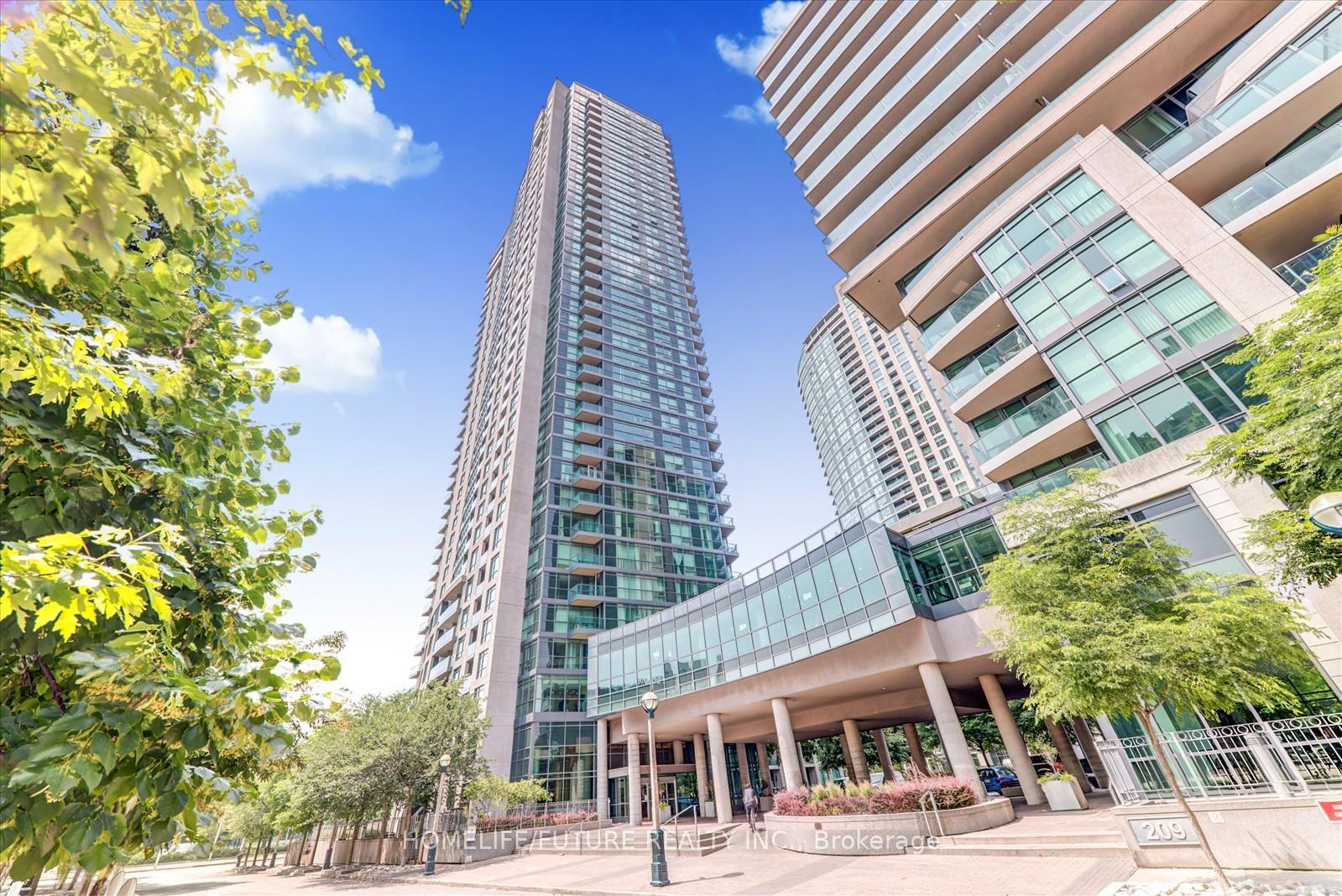 Property Photo: 215 Fort York Boulevard 1011 ON M5V 4A2