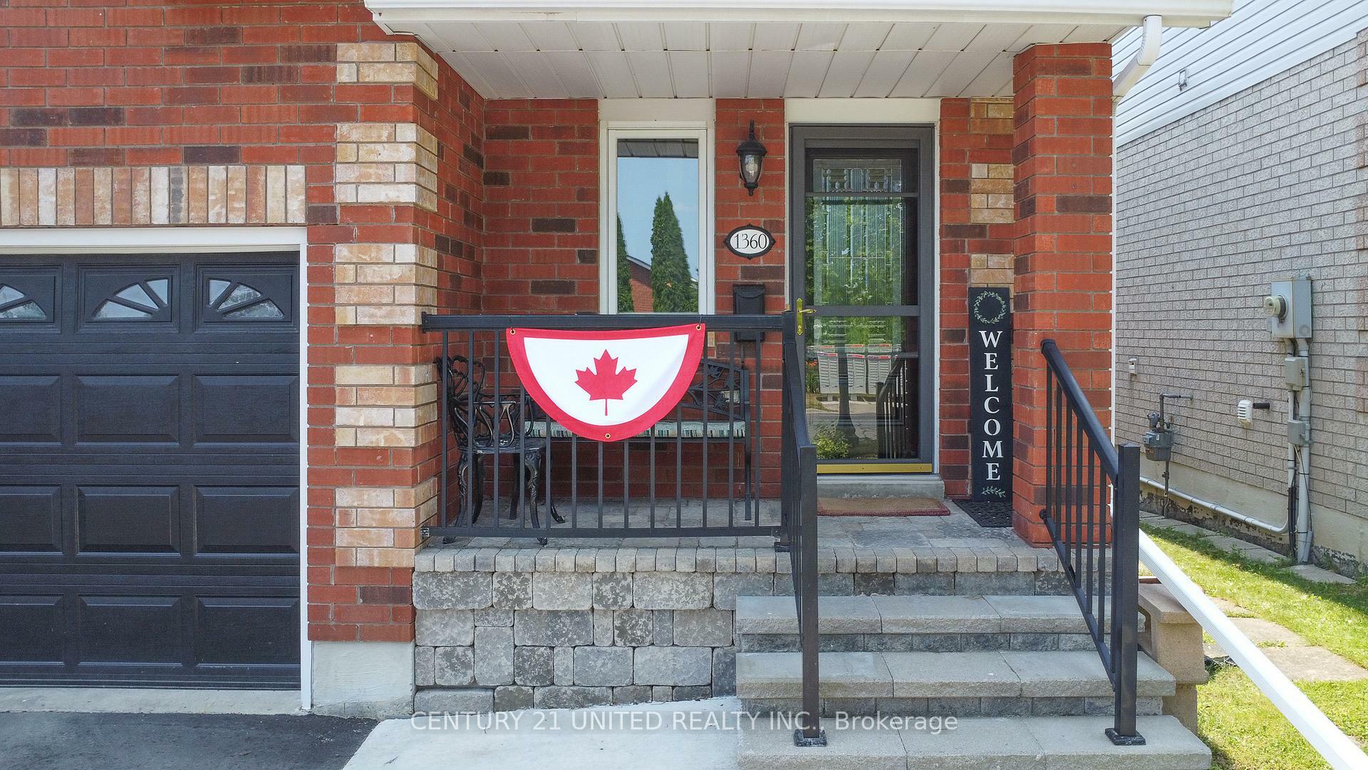 Photo de la propriété: 1360 Lillico Crescent ON K9K 2K9