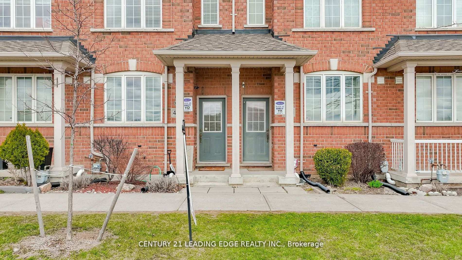 Property Photo: 488 Riverlands Avenue ON L6B 0R9