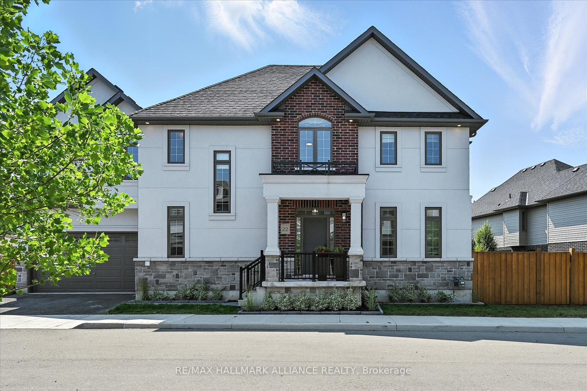 Property Photo:  4297 East Avenue E 22  ON L3J 0R2 