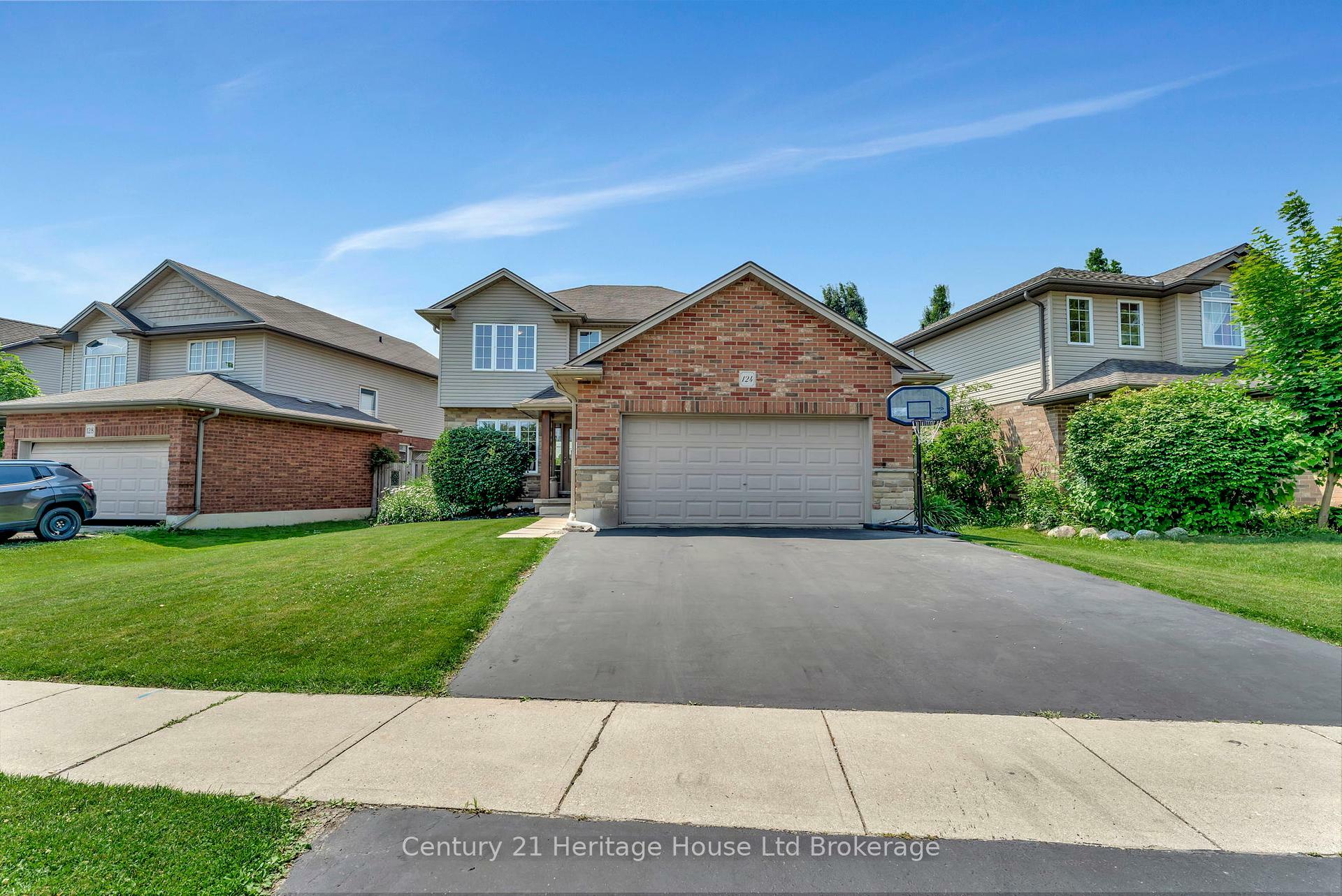 124 Cardinal Drive  Woodstock ON N4T 0A1 photo