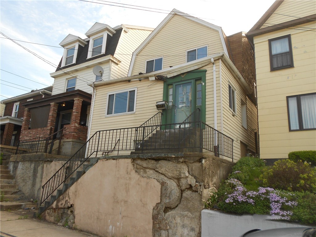 Property Photo: 414 George St PA 15145