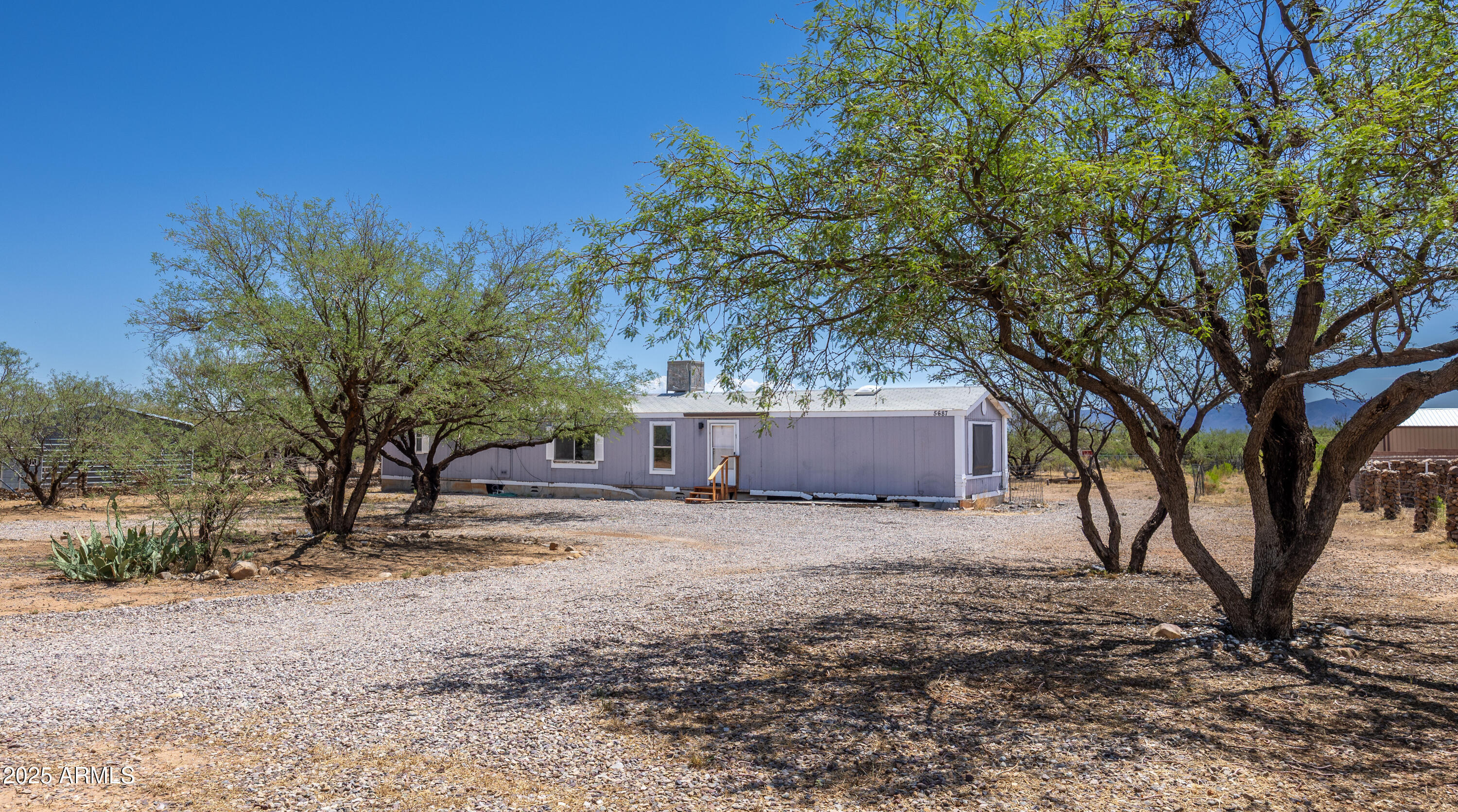 Property Photo: 5687 S Mesquite Tree Lane AZ 85615