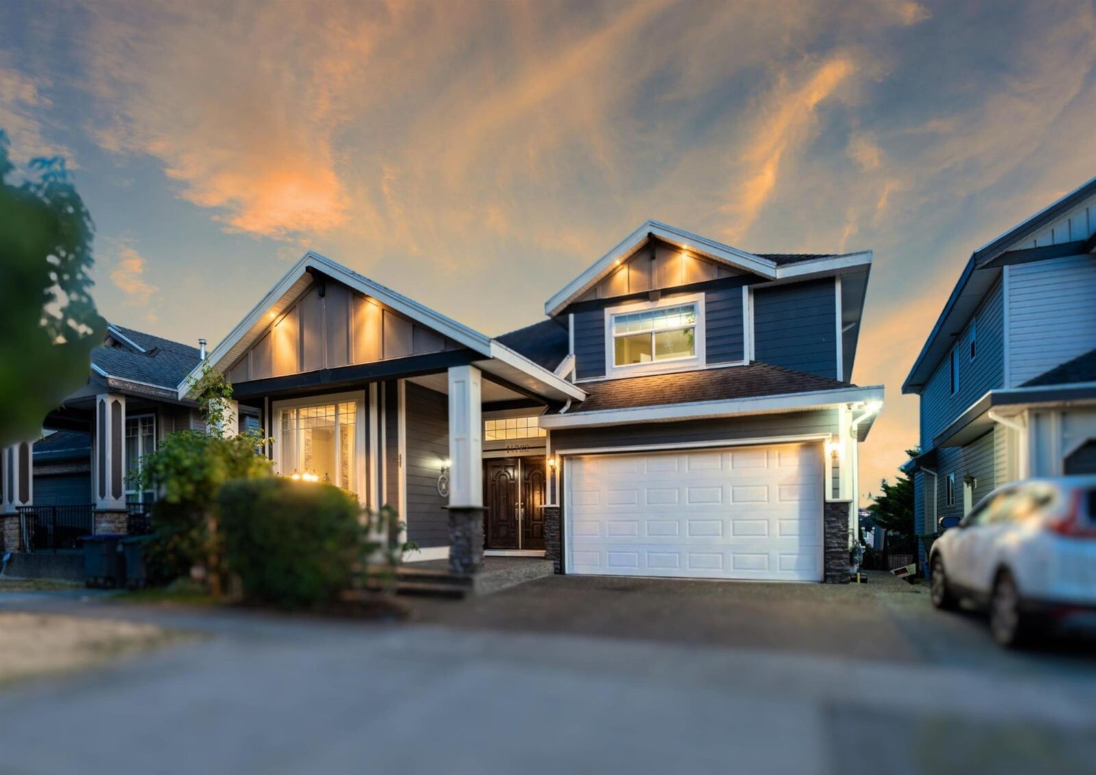 Property Photo: 14762 67B Avenue BC V3S 4P9