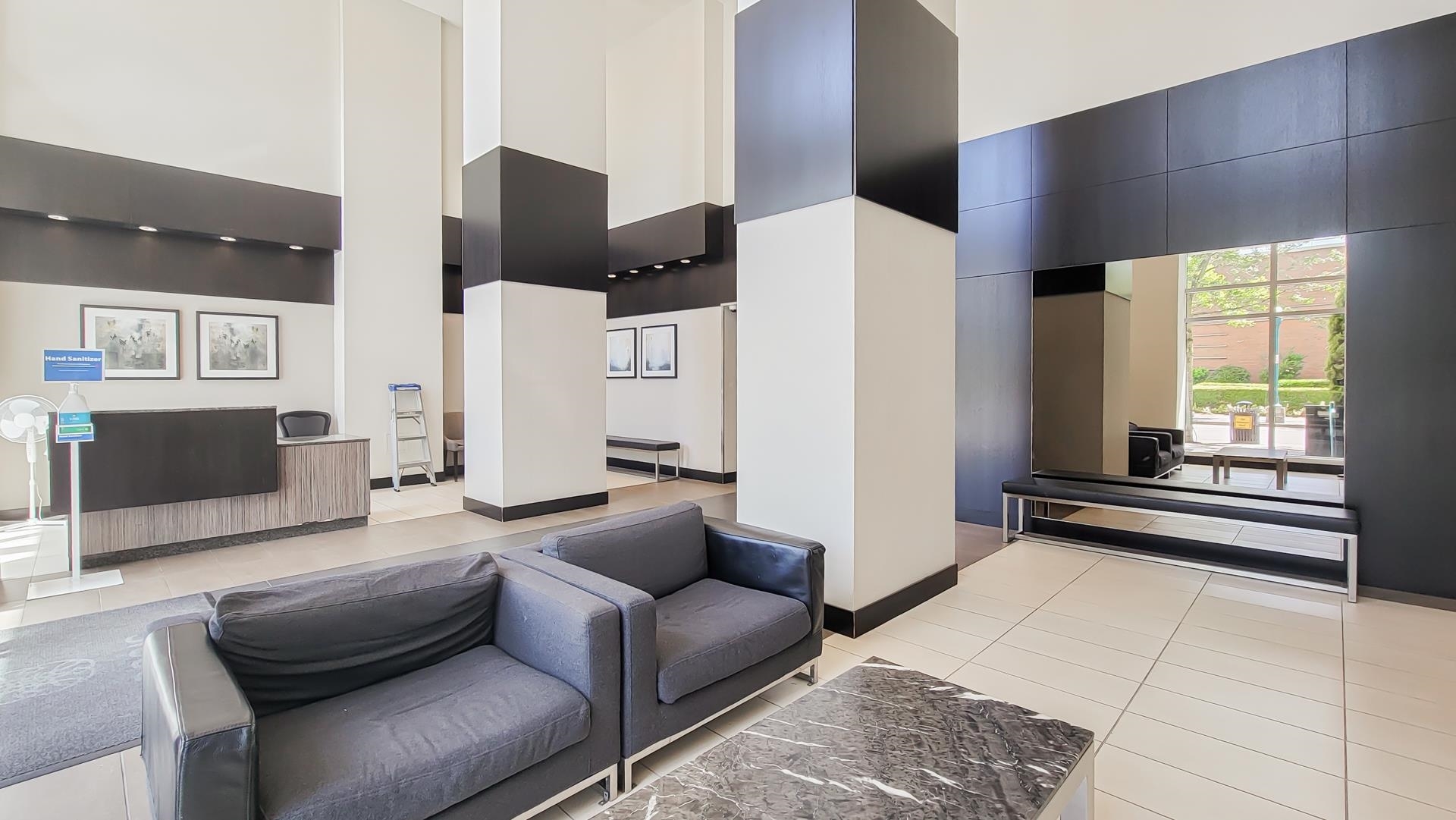 Property Photo: 2955 Atlantic Avenue 3905 BC V3B 0H9