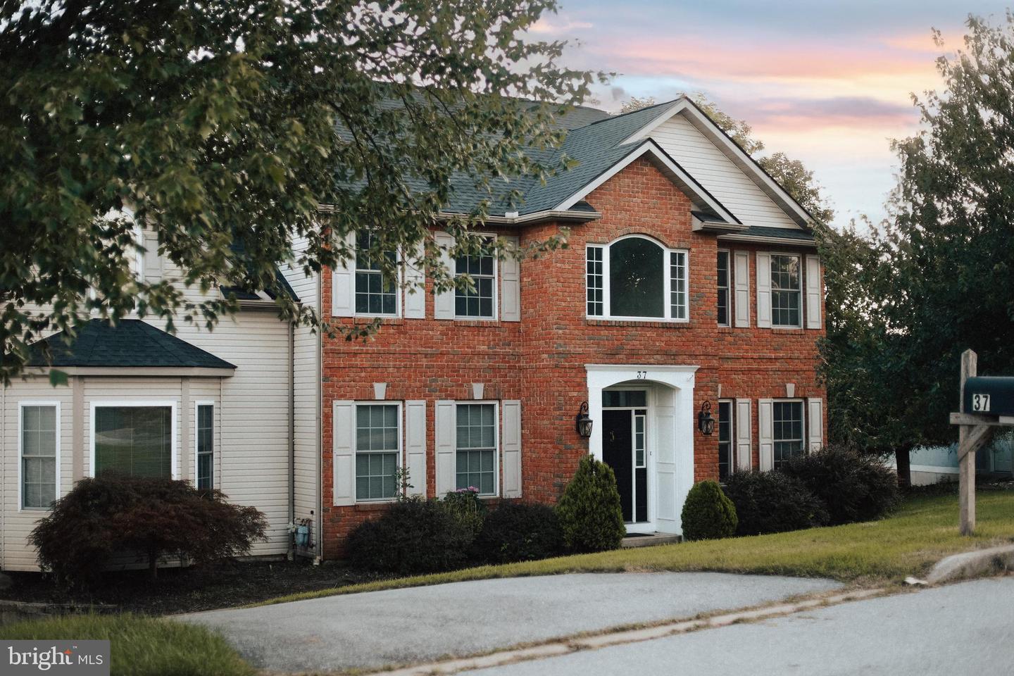 Property Photo: 37 Sycamore Drive PA 19606