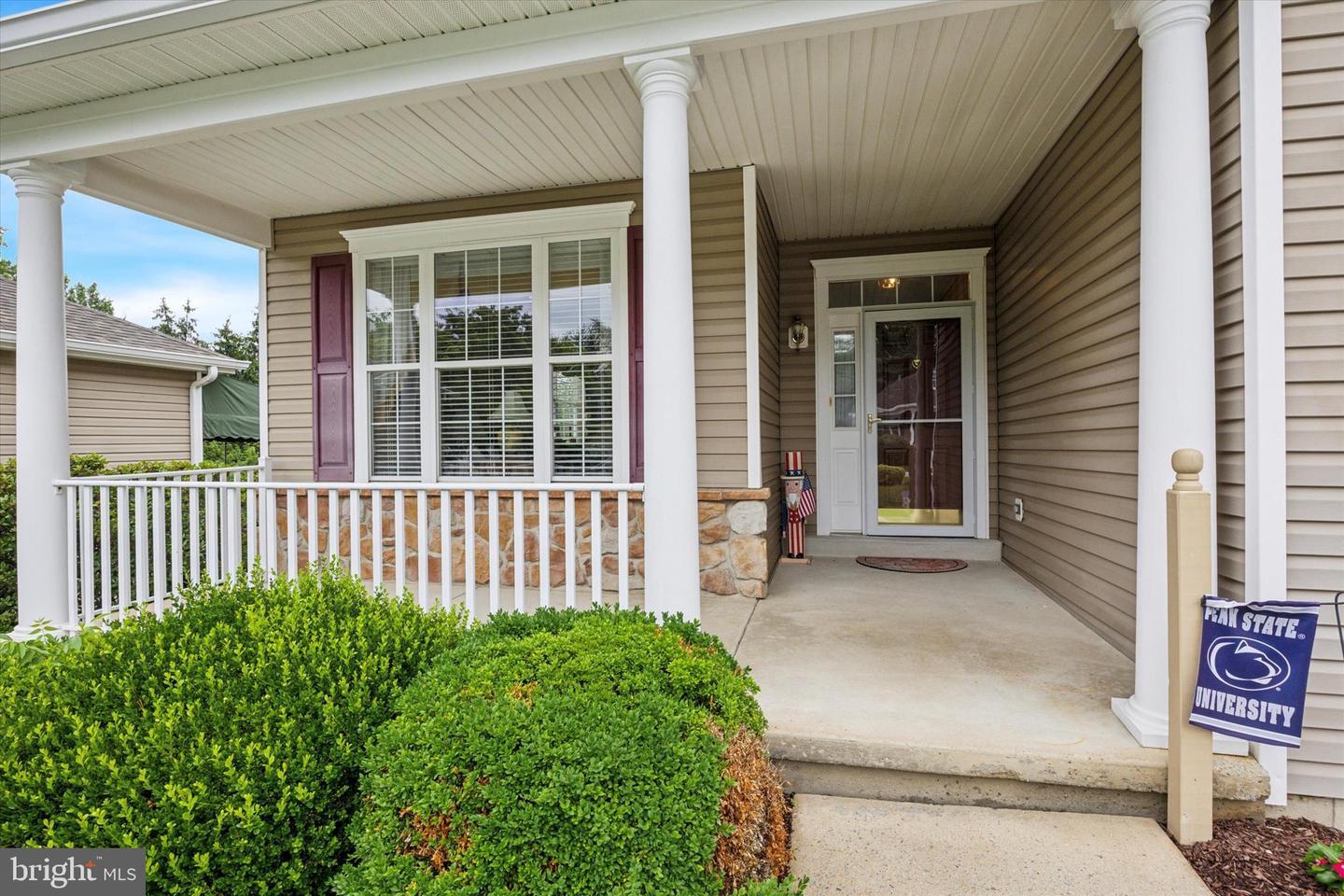Property Photo:  1460 Quaker Ridge 1460  PA 19380 