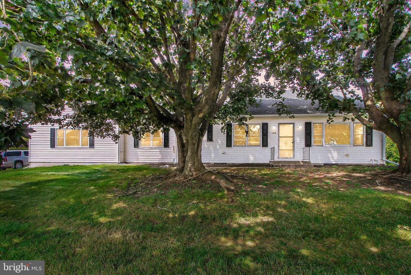 149 W Hanover Street  Biglerville PA 17307 photo