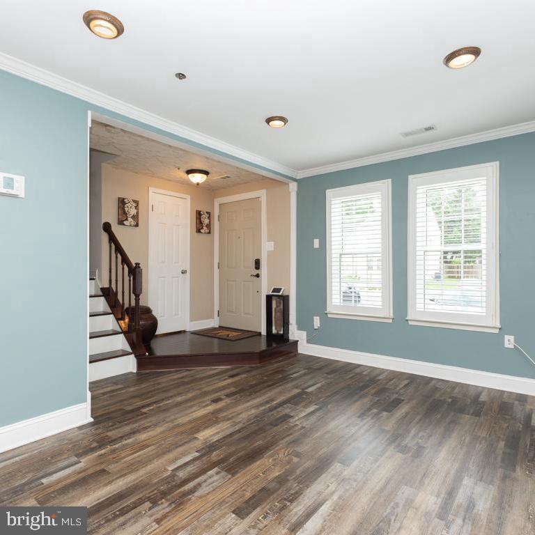 Property Photo: 6006 S Hil Mar Circle MD 20747