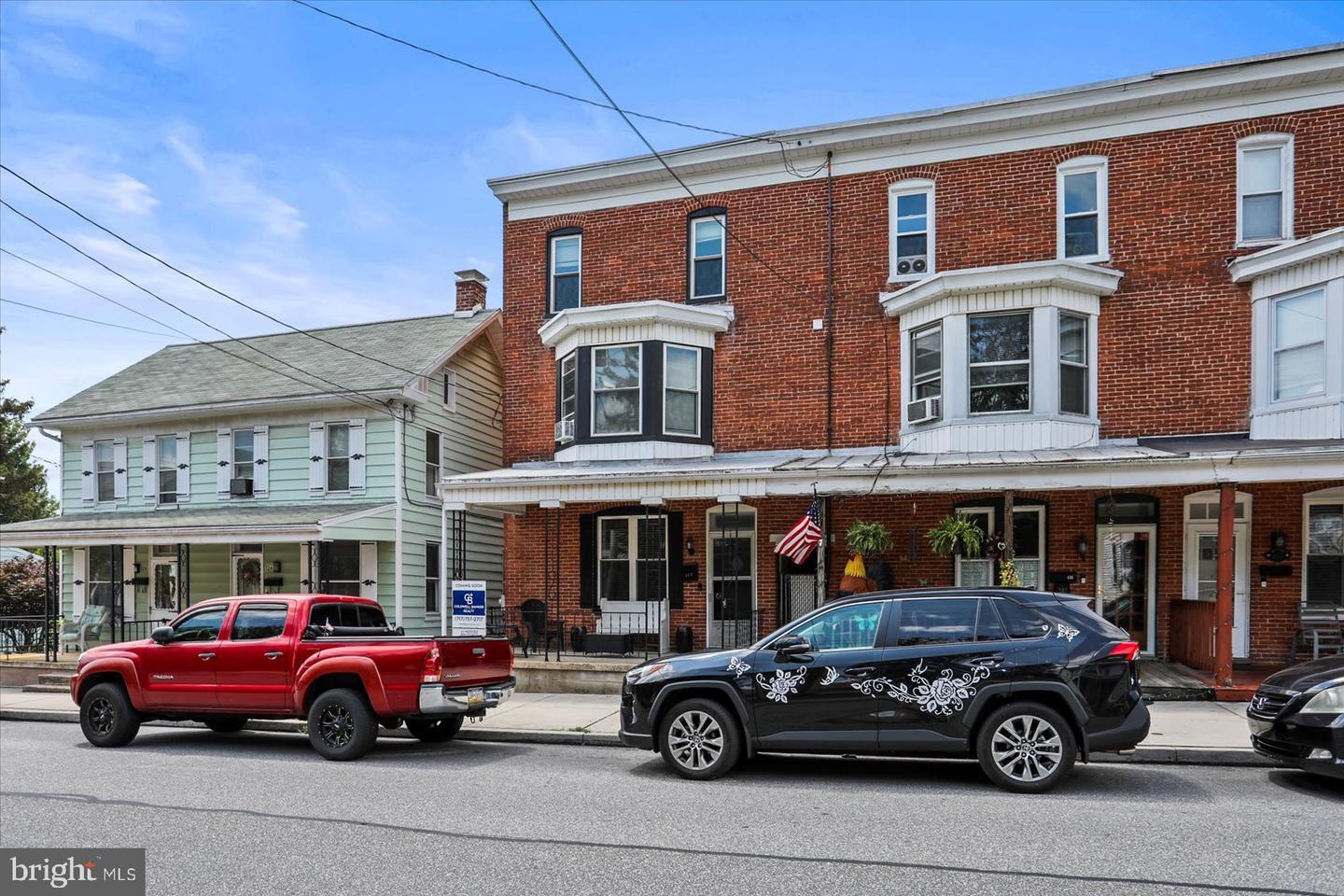 Property Photo:  122 S Pleasant Avenue  PA 17313 