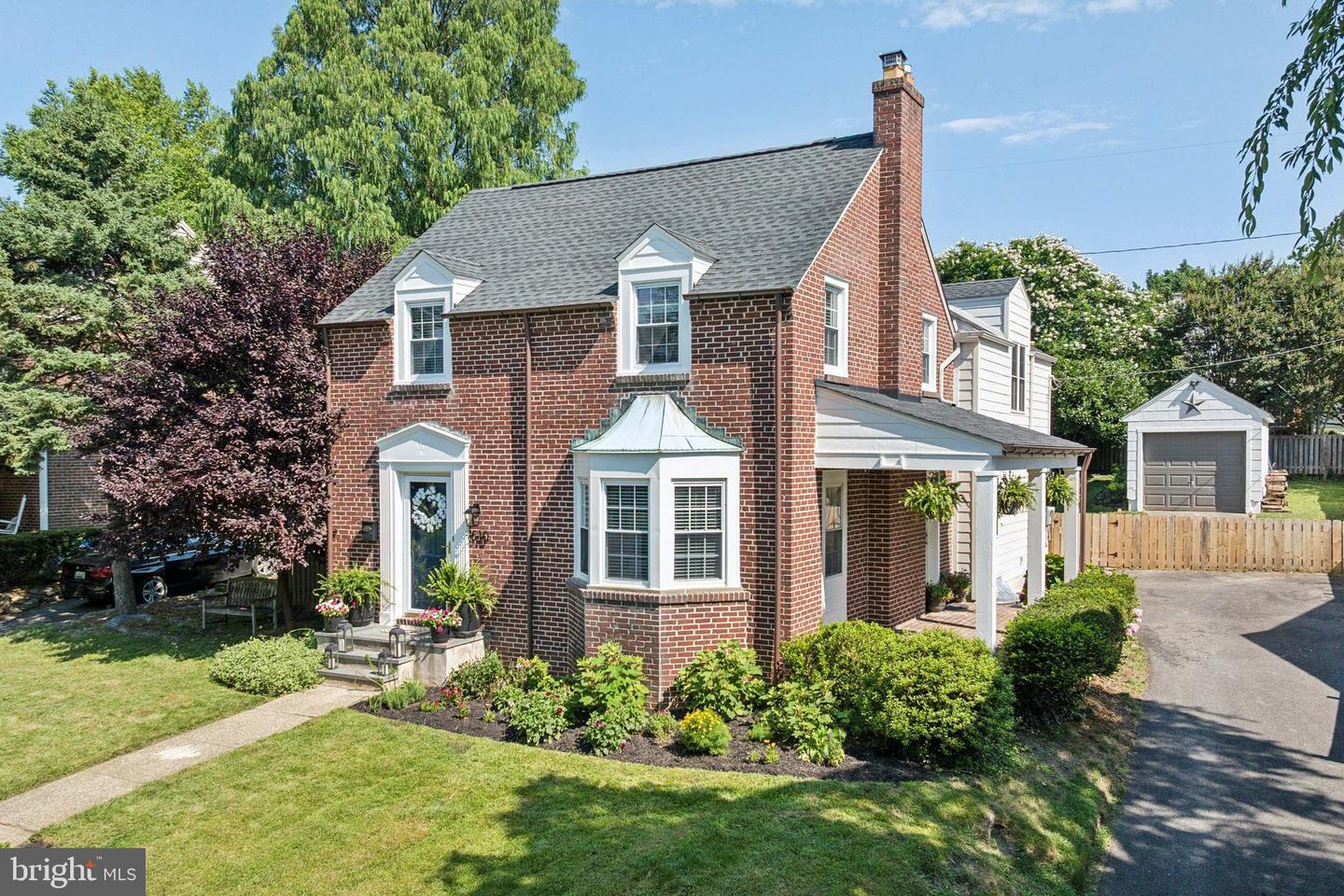 Property Photo: 510 Sussex Road MD 21286