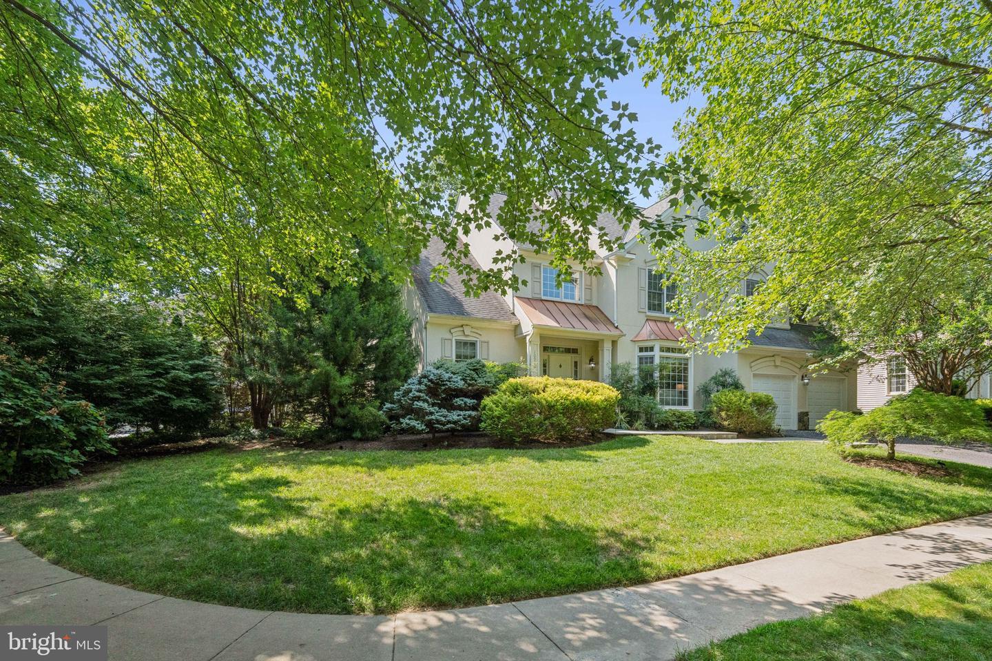 Property Photo: 10900 Bells Ridge Drive MD 20854