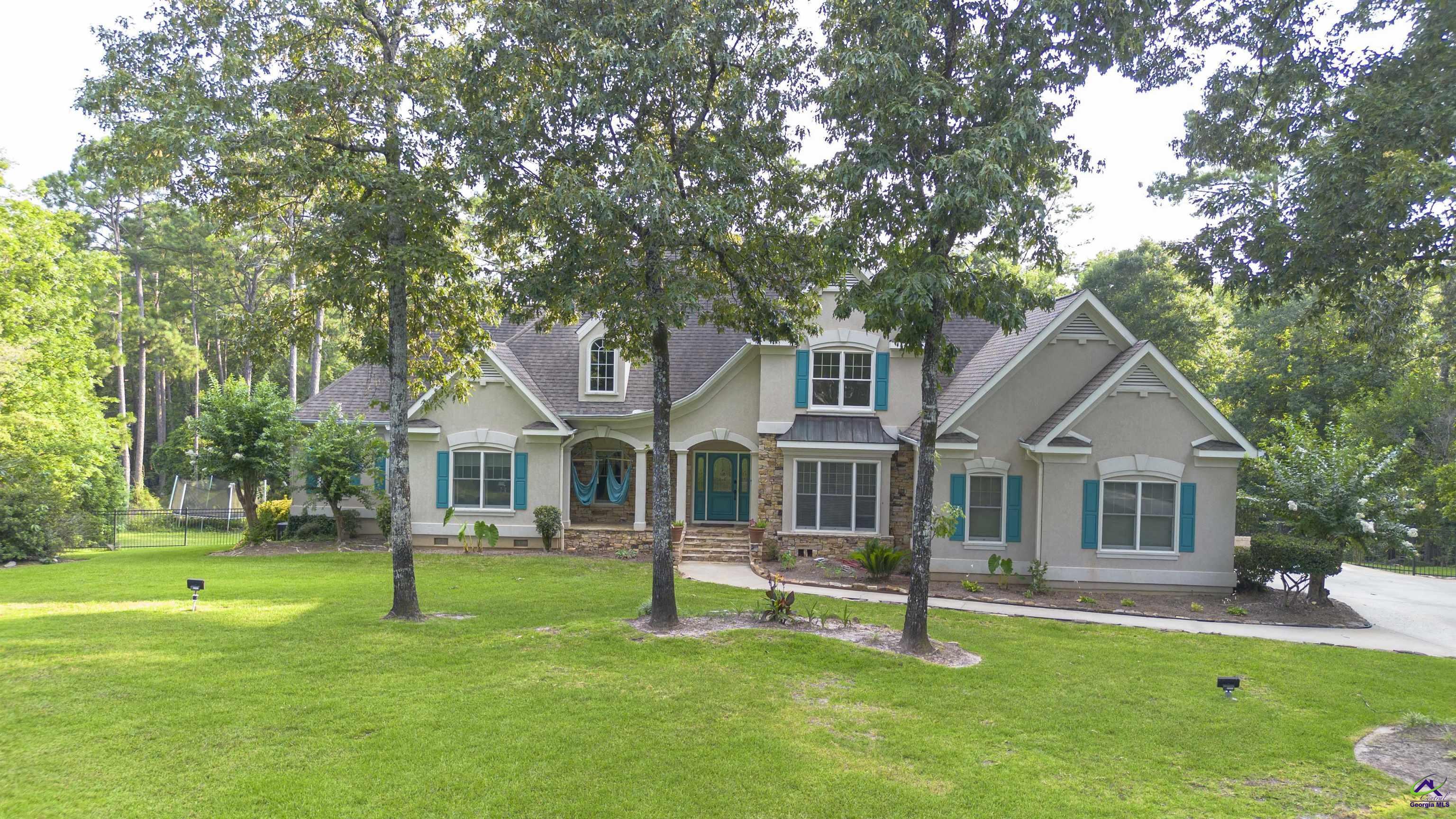 Property Photo:  214 Westbury Court  GA 31088 