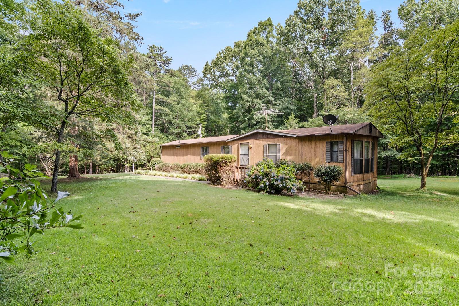 Property Photo: 1815 Trinity Church Road NC 28112