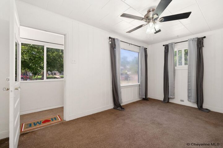 Property Photo:  915 W 27th St  WY 82001 