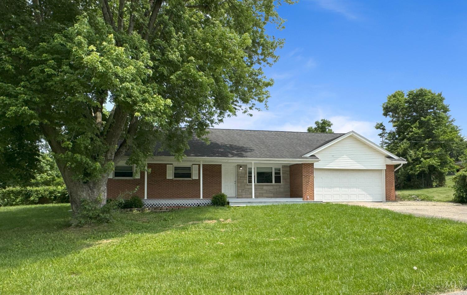 Property Photo: 6686 Catskill Drive OH 45005
