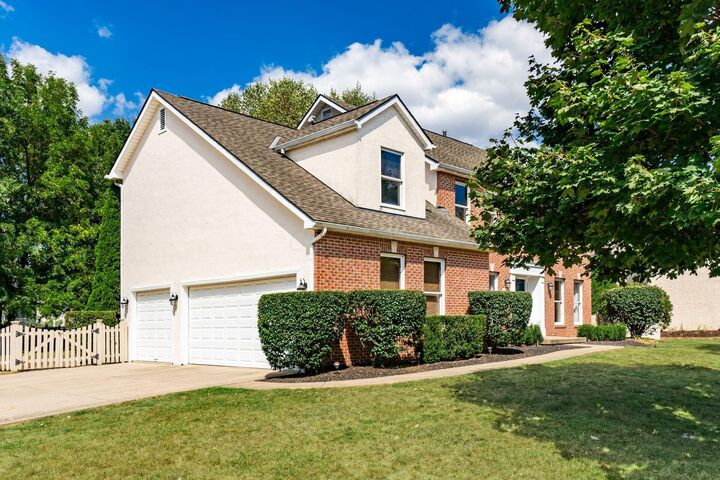 Property Photo: 401 Village Ridge Court OH 43065