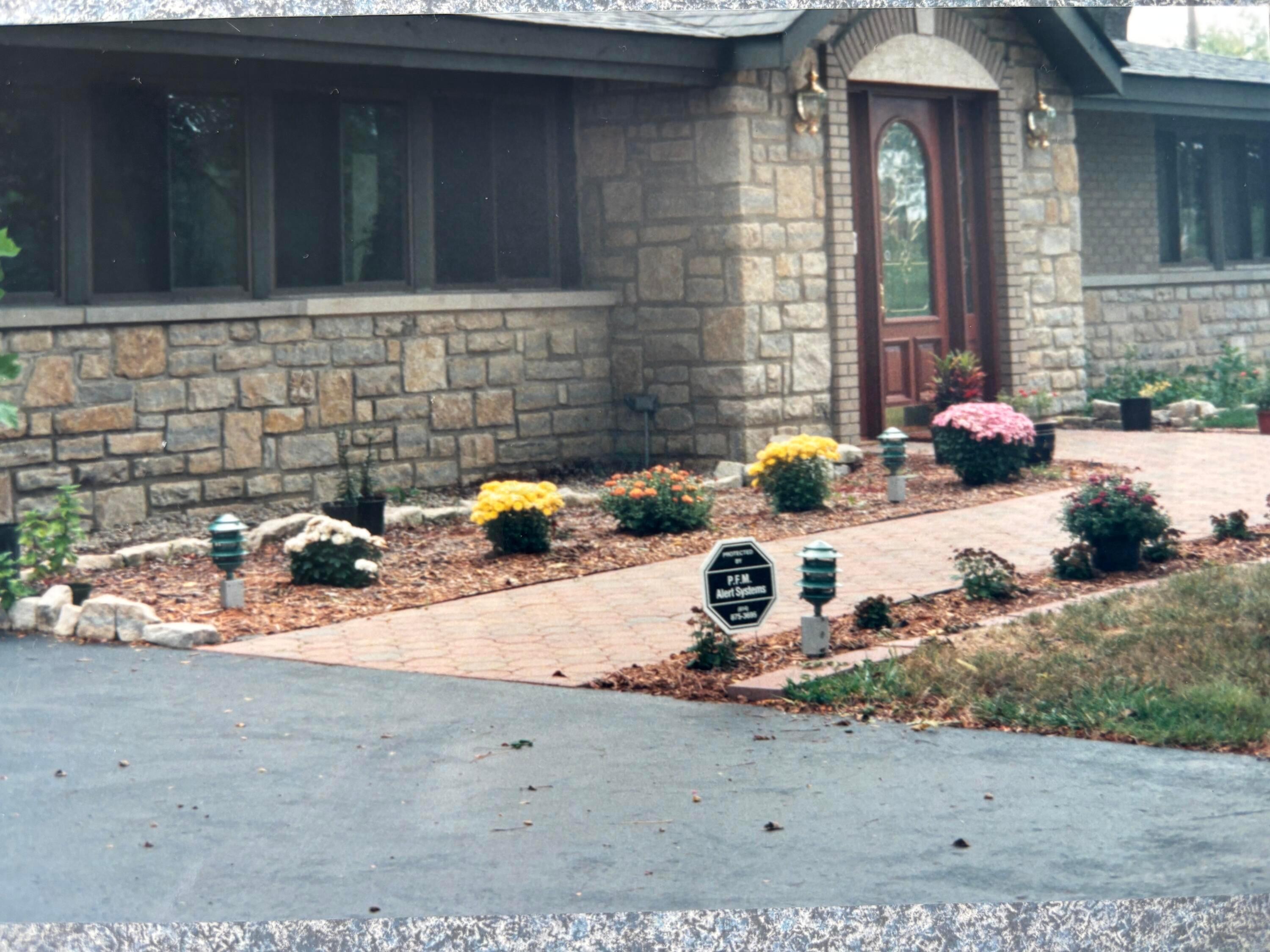 Property Photo: 3535 Polley Road OH 43221