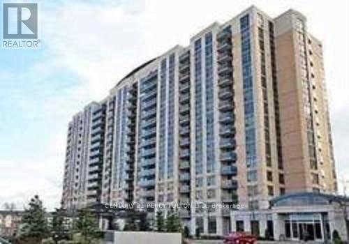 Property Photo: 8 Mondeo Drive 1420 ON M1P 5C7
