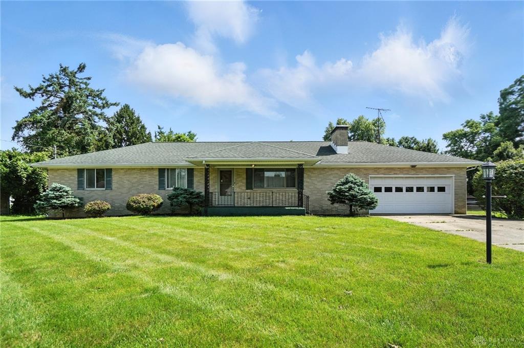 Property Photo:  185 Countryside Drive  OH 45323 