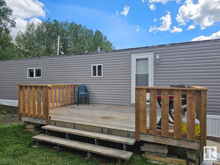 Photo de la propriété: #31 Pleasantview Mhp AB T7A 1M7