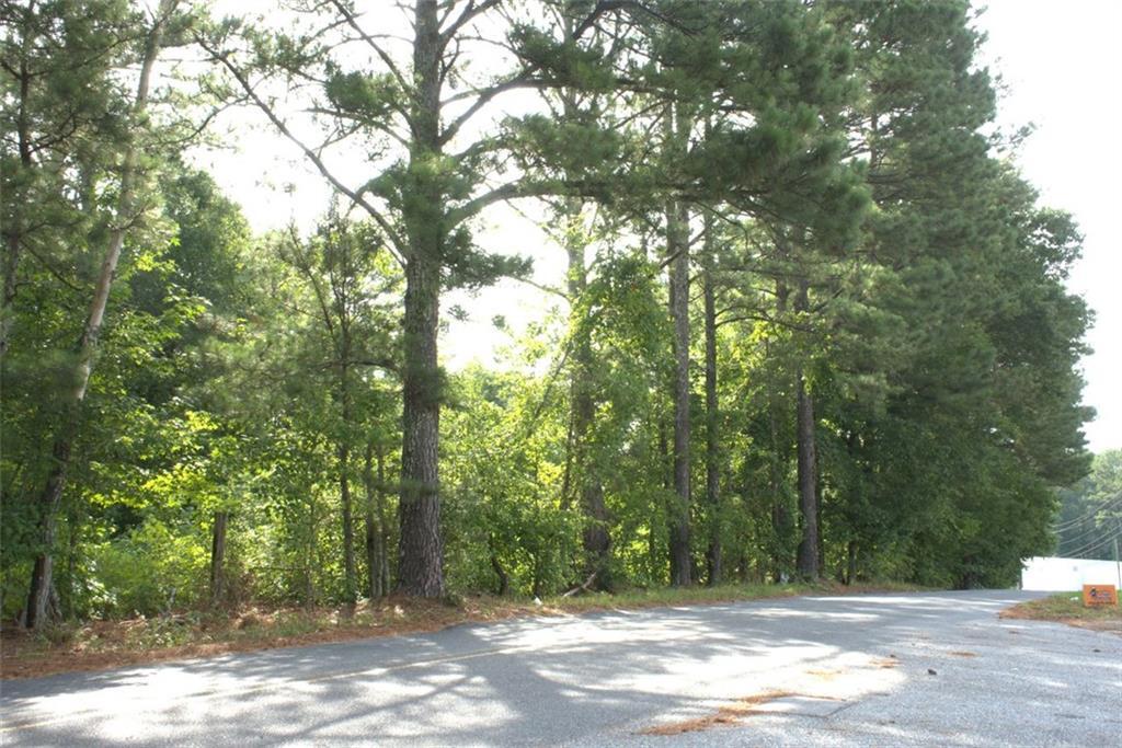 Property Photo: 5767 James Road GA 30102