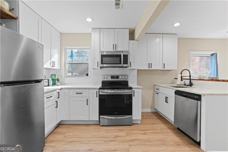 Property Photo:  1443 Richland Road SW  GA 30310 