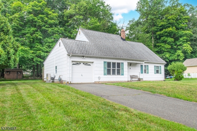 Property Photo: 4 Fieldstone Ln NJ 07866
