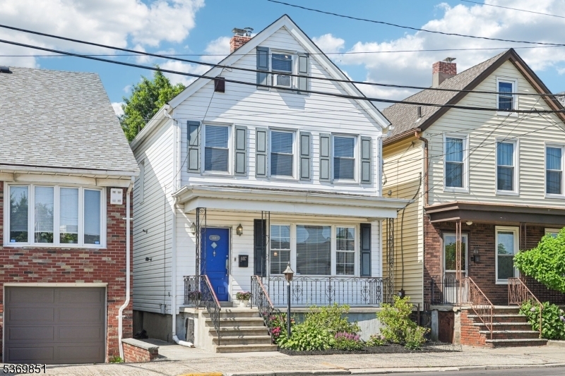 Property Photo:  414 Hancock Pl  NJ 07022 