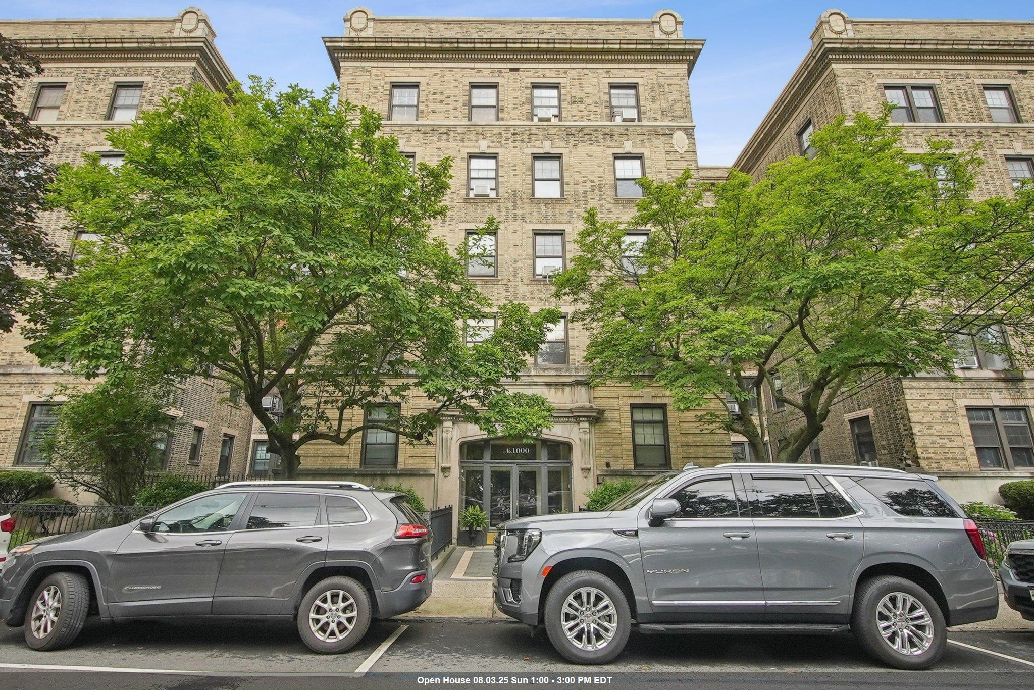 Property Photo:  1000 Hudson St 209  NJ 07030 