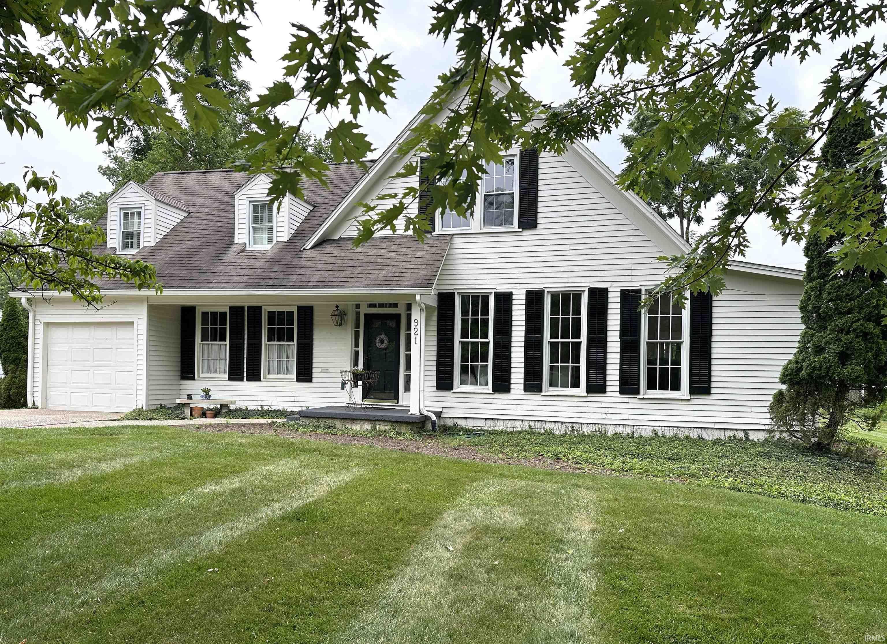 Property Photo: 921 S Sheridan Drive IN 47401-5156