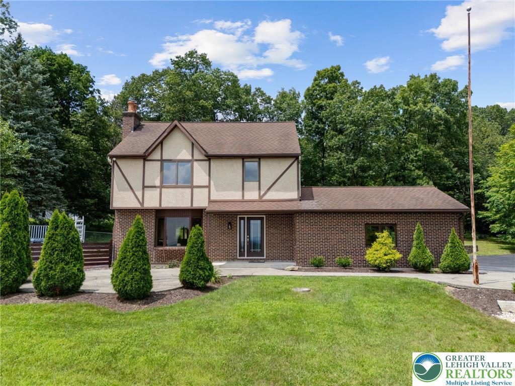 Property Photo: 6265 Venture Court PA 18080