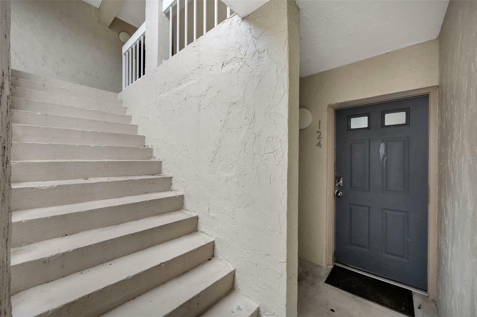Property Photo: 2121 Wood Street 124 FL 34237