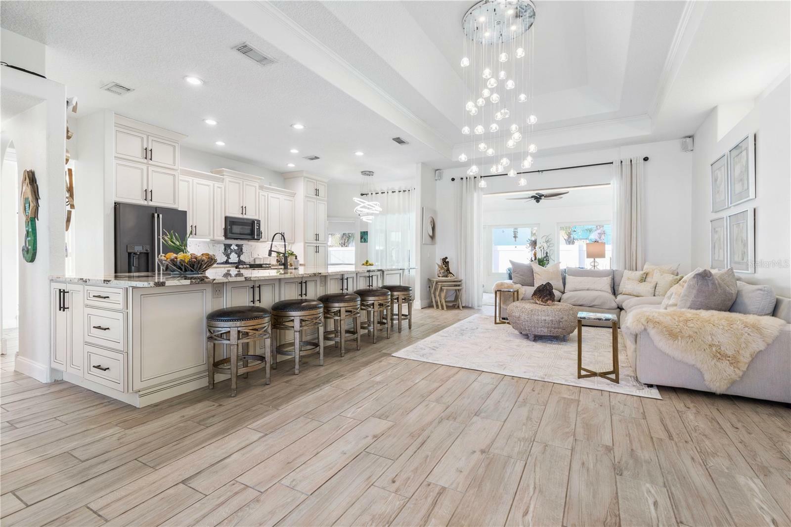 Property Photo: 112 S 11th Street FL 32136