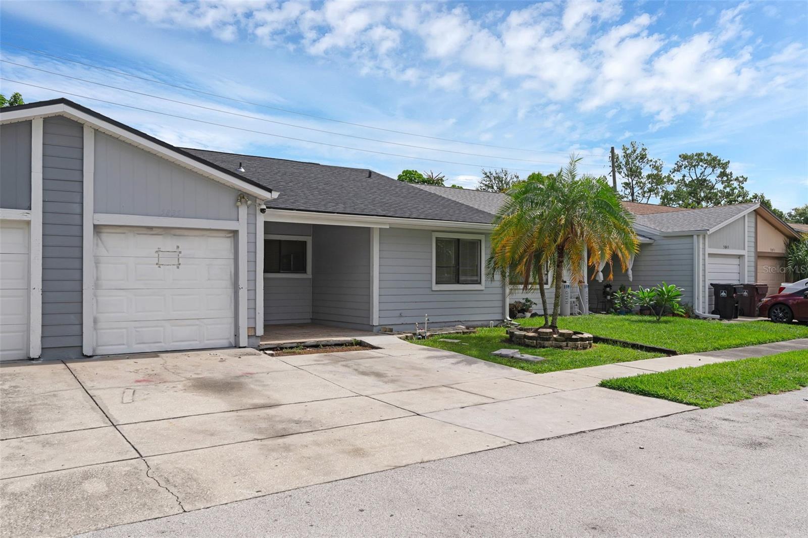 Property Photo: 5835 Talavera Street FL 32807
