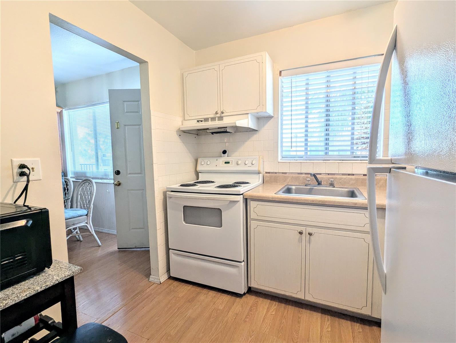 Property Photo: 2075 Canal Drive L36 FL 34207