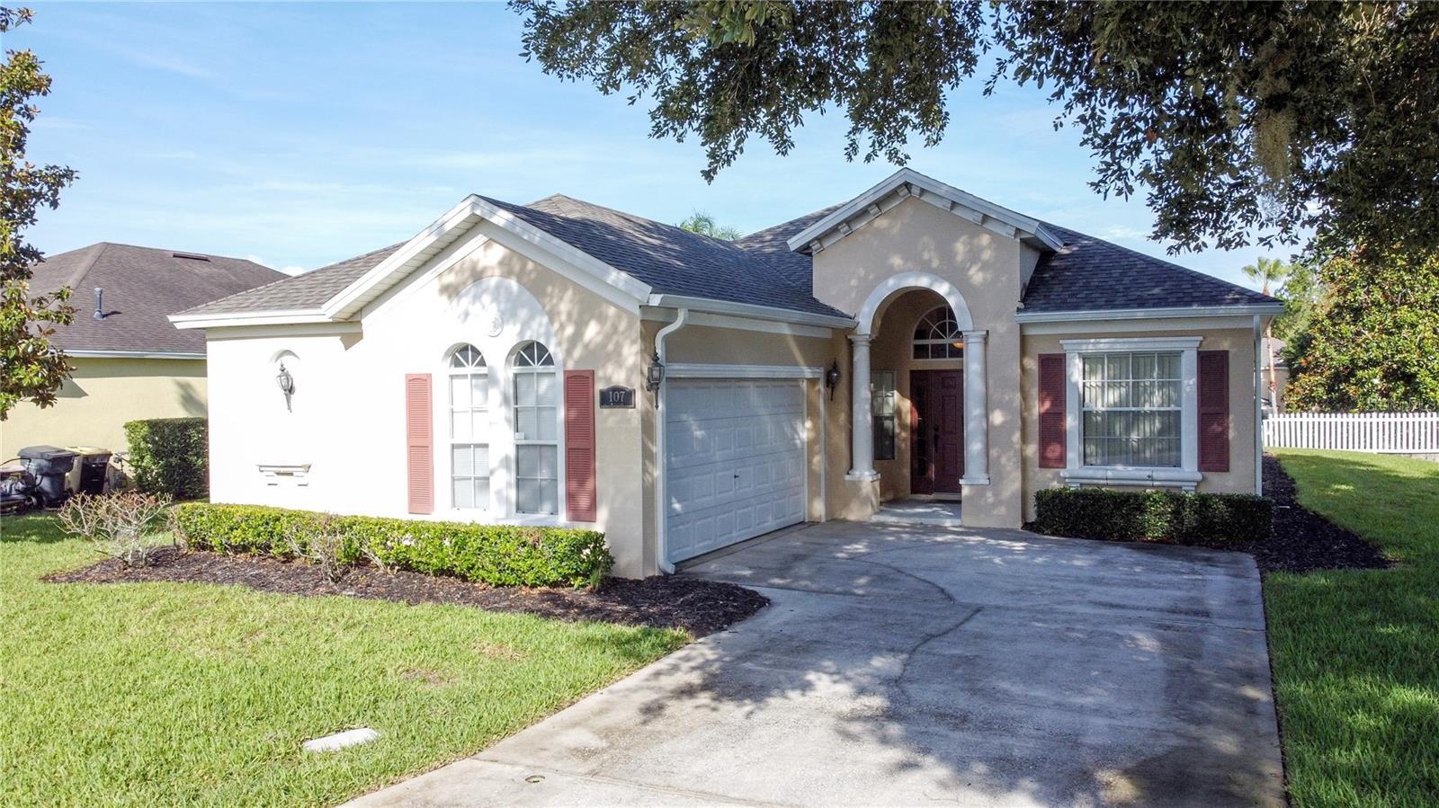 Property Photo: 107 Amaca Lane FL 33897