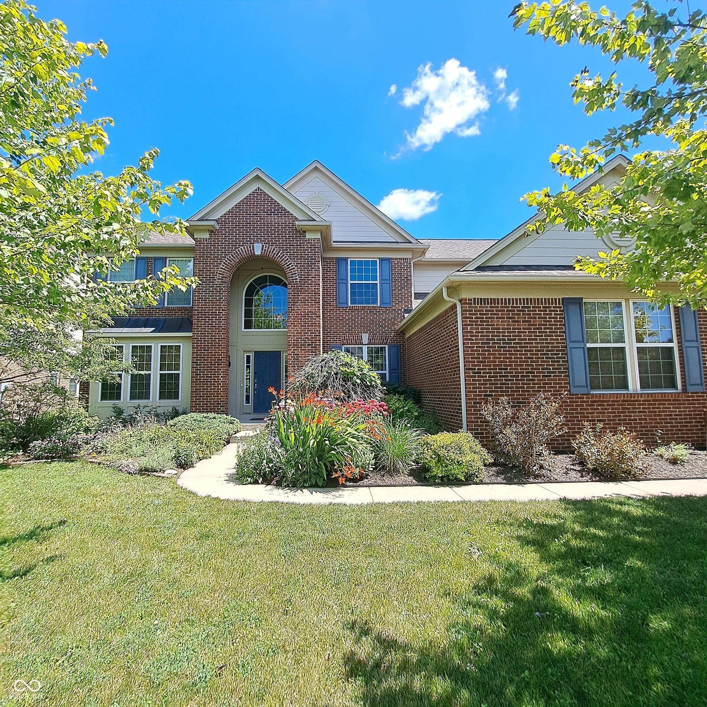 4621 Pebblepointe Pass  Zionsville IN 46077 photo