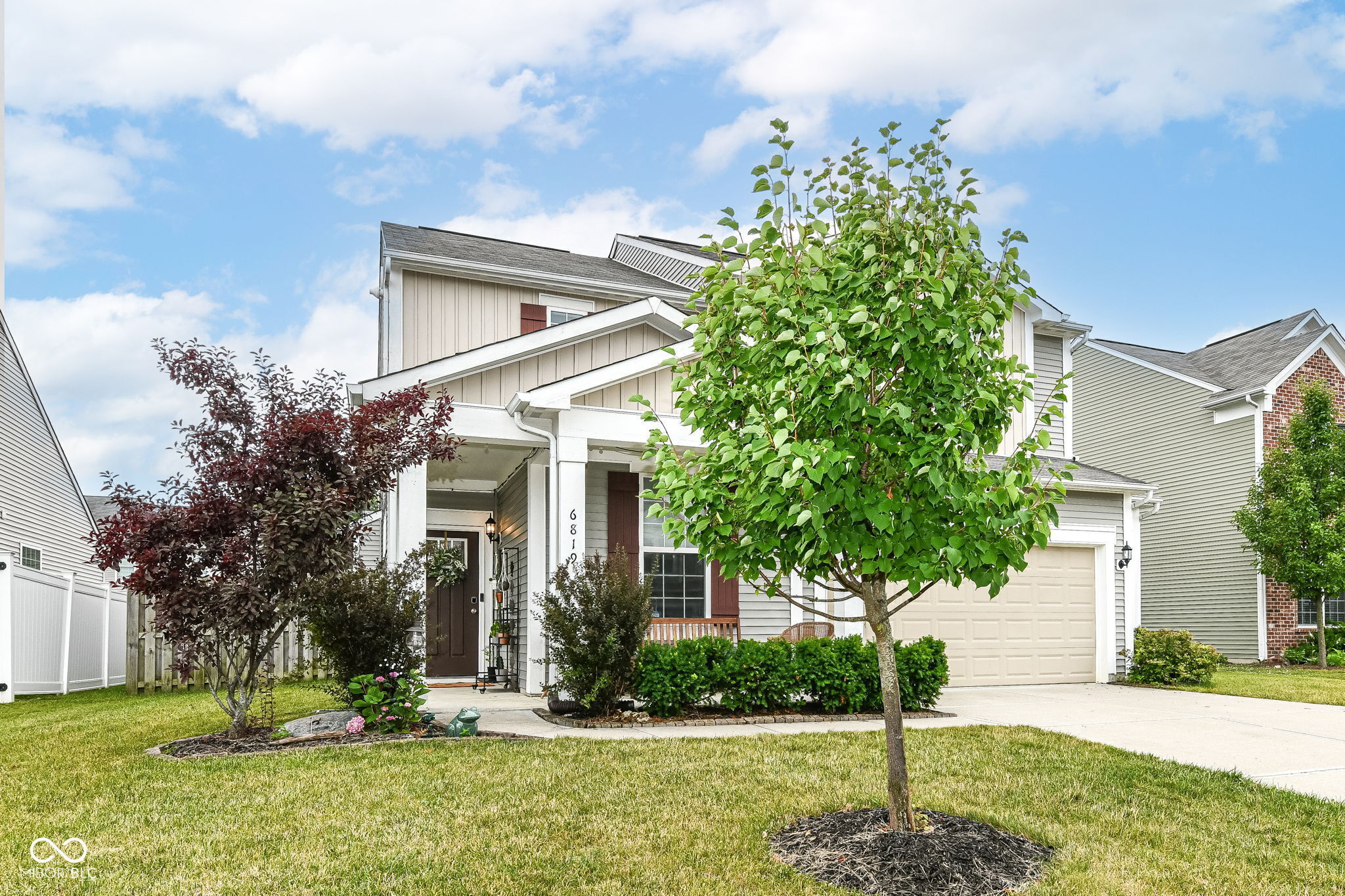 Property Photo: 6819 Park Grove Boulevard IN 46075