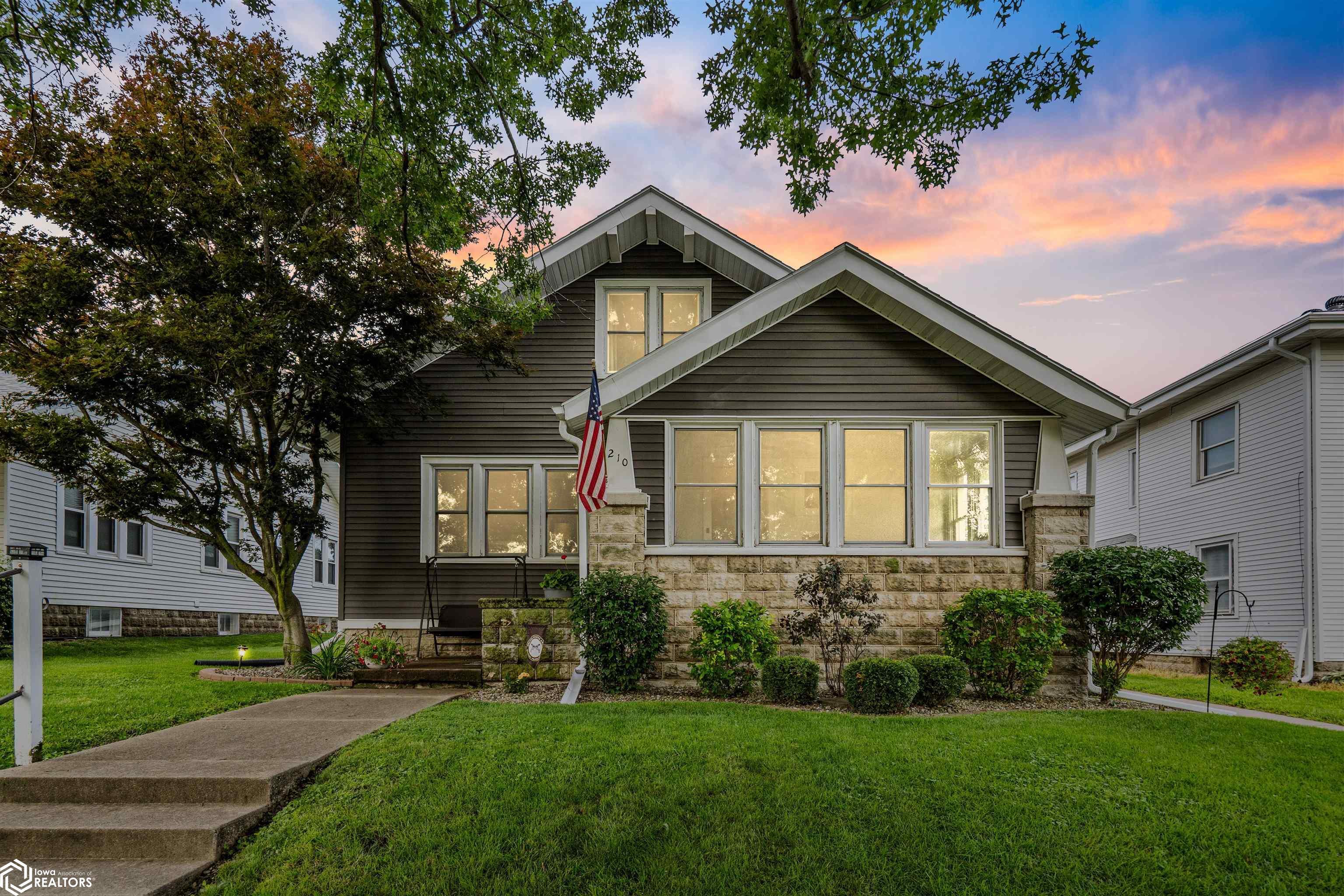 Property Photo: 210 N 9th Street IA 50158