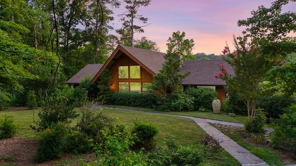 Property Photo: 75 Deerfield Road GA 30014