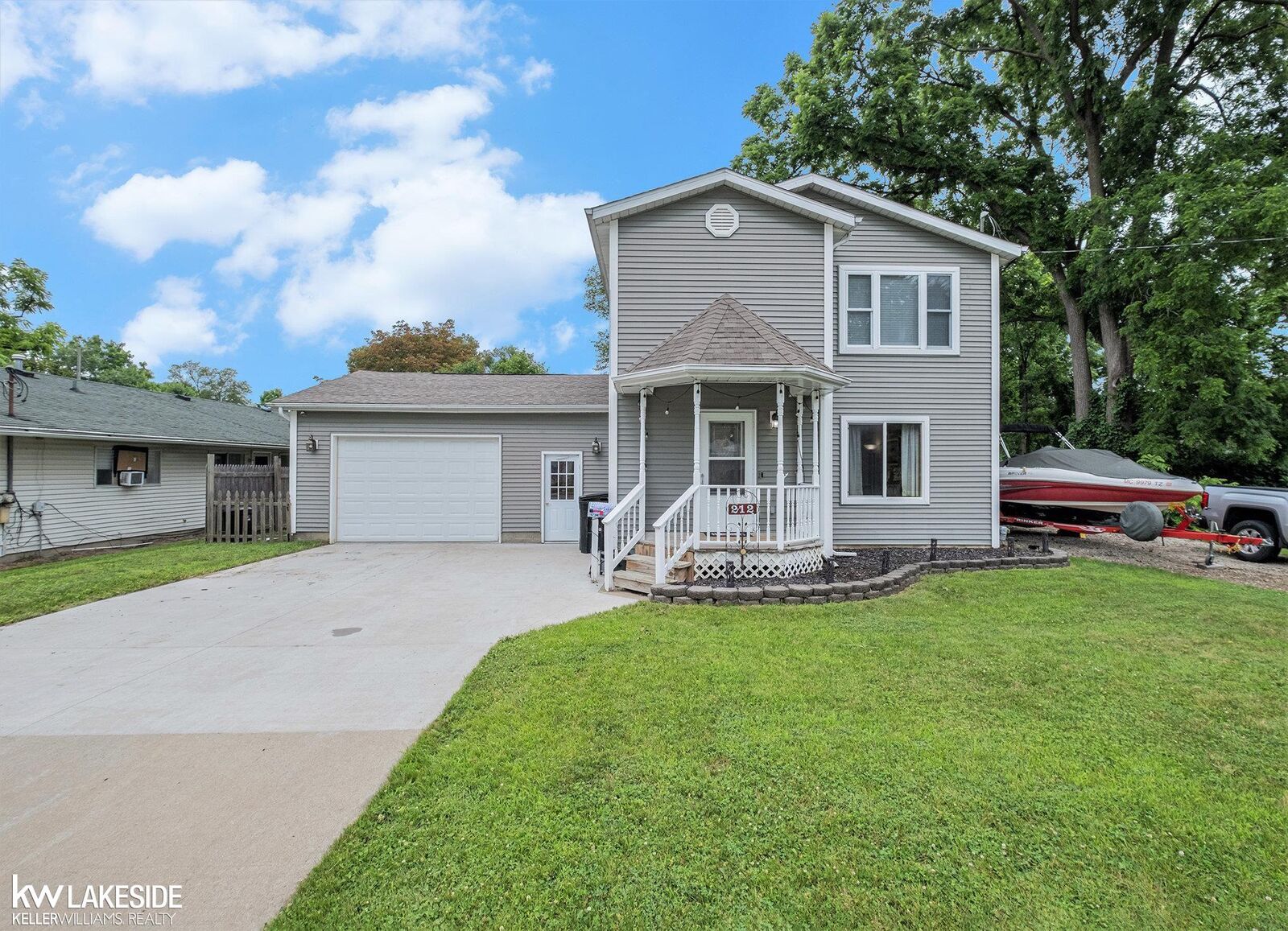 Property Photo:  212 Darrow Street  MI 48420 