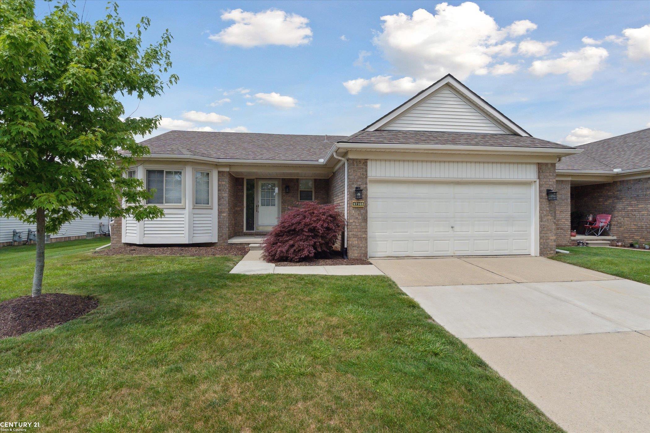17165 Mayfield Drive  Macomb MI 48042 photo
