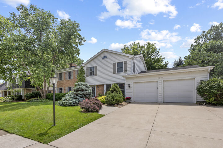Property Photo: 4049 Michelline Lane IL 60062